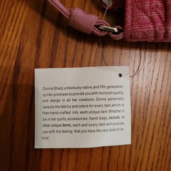 Donna Sharp pink quilted crossbody bag, NEW - Picture 8 of 9